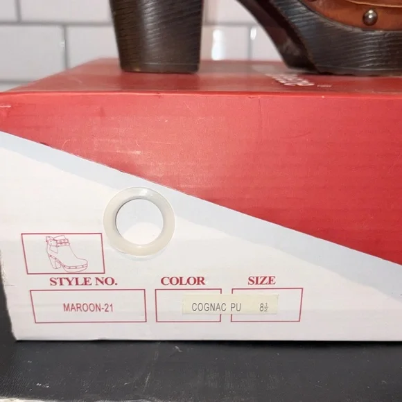 JBU Tan Heeled Boots with Studded Design - Picture 4 of 4